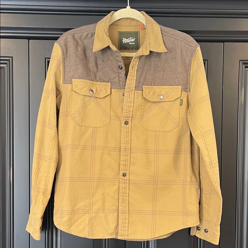 Howler Bros Two-Tone Brown and Tan Button Down Shirt Size Small